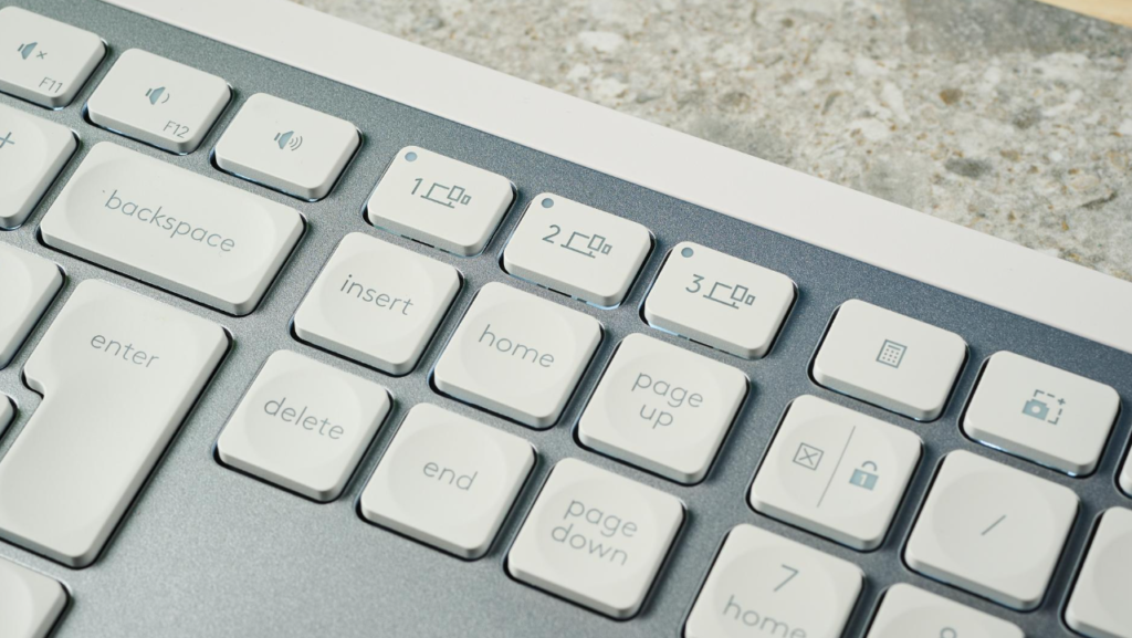 MX Keys S 멀티페어링 기능